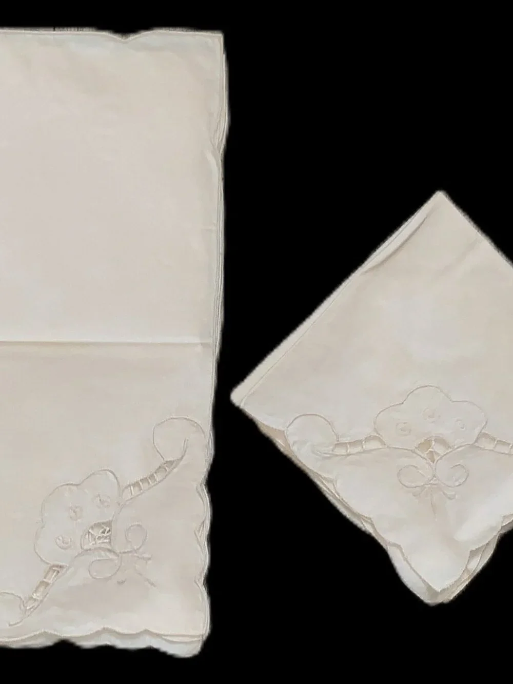 Set 14 Vtg Embroidered Ecru Cutwork Linen Napkins Scalloped Edge Dinner Size 16